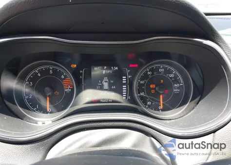 2019 Jeep Cherokee Latitude Fwd from USA, damaged, VIN 1C4PJLCB5KD377008